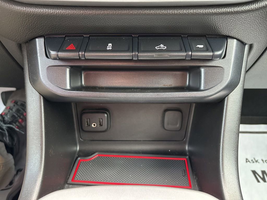 Used 2019 Chevrolet Colorado LT w/ LT Convenience Package AWD/4WD image 26