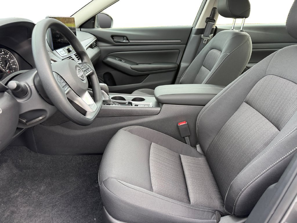 New 2026 Nissan Altima 2.5 SV w/ SV Special Edition Package AWD/4WD image 9