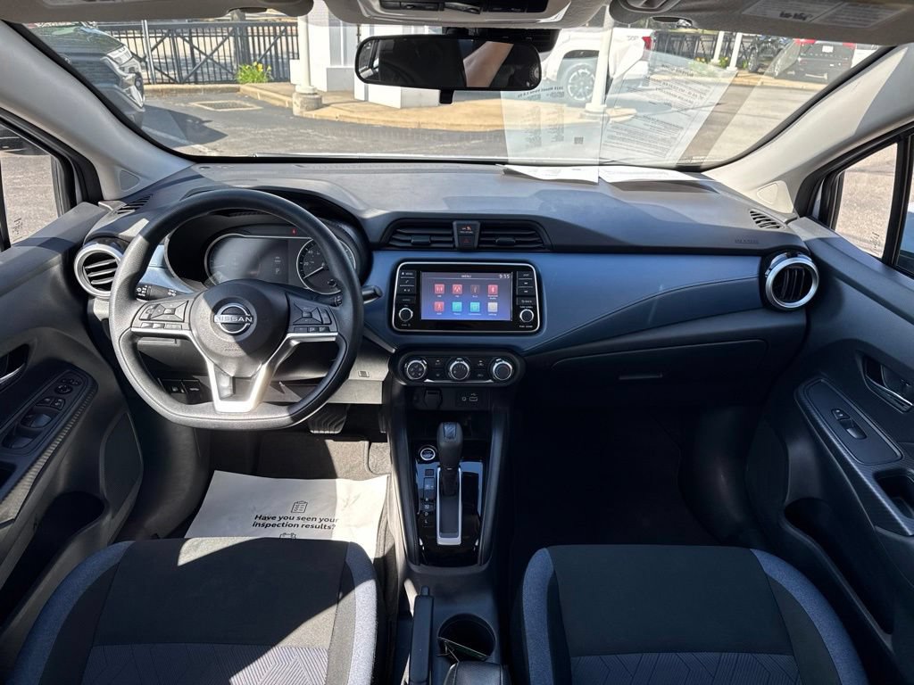 Used 2025 Nissan Versa SV FWD image 13