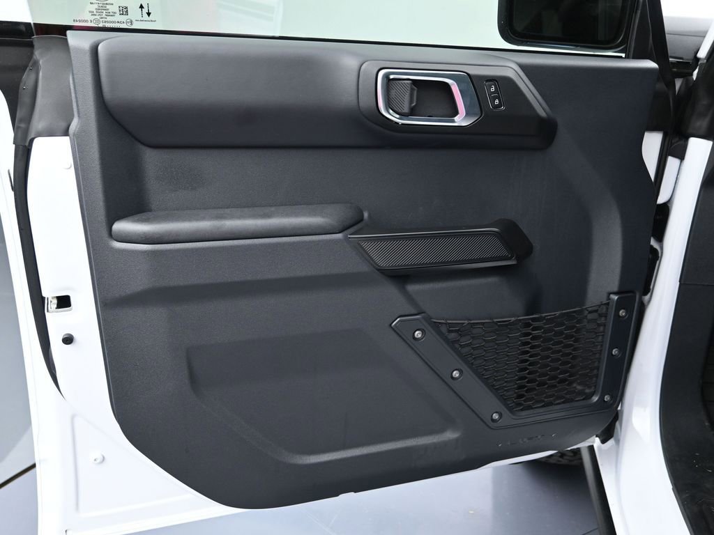 New 2025 Ford Bronco Badlands image 11