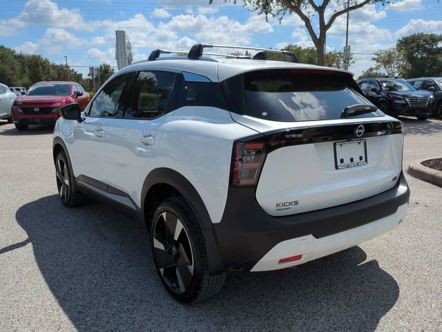 New 2026 Nissan Kicks SR image 7