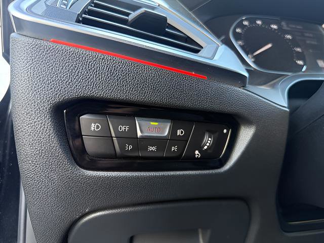 Used 2021 BMW 430i Coupe w/ M Sport Package image 12