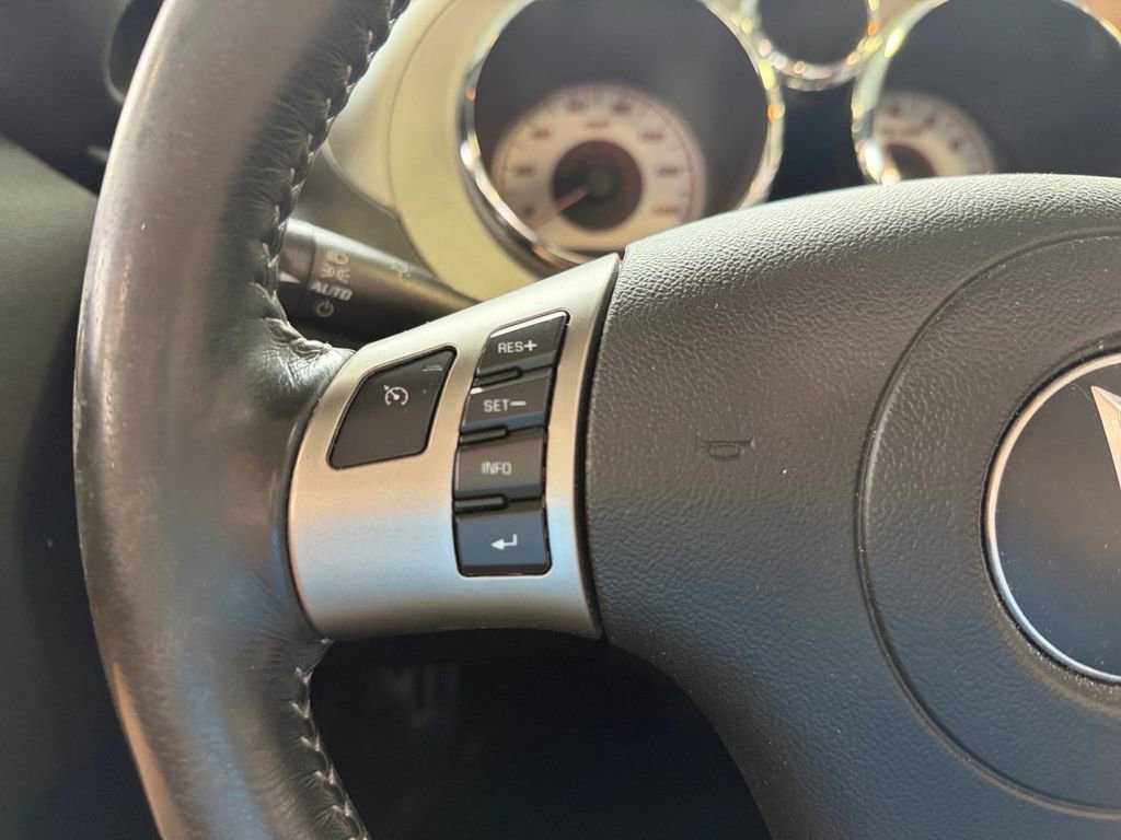 Used 2007 Pontiac Solstice Convertible w/ Premium Package image 15