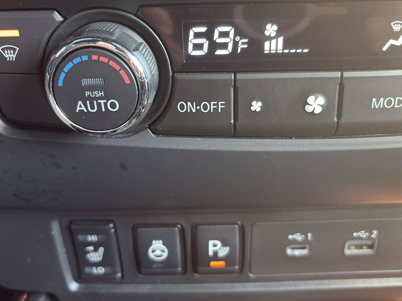 Used 2026 Nissan Frontier PRO-4X w/ Tow Package AWD/4WD image 21