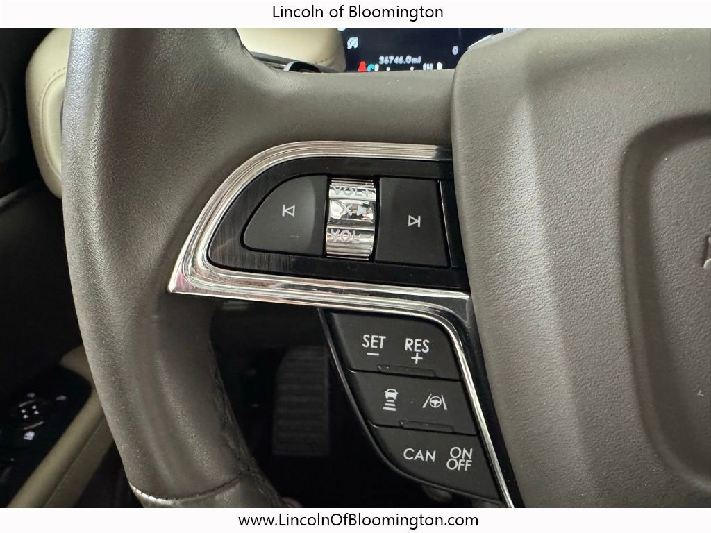 Used 2022 Lincoln Nautilus Reserve w/ Equipment Group 201A AWD/4WD image 38