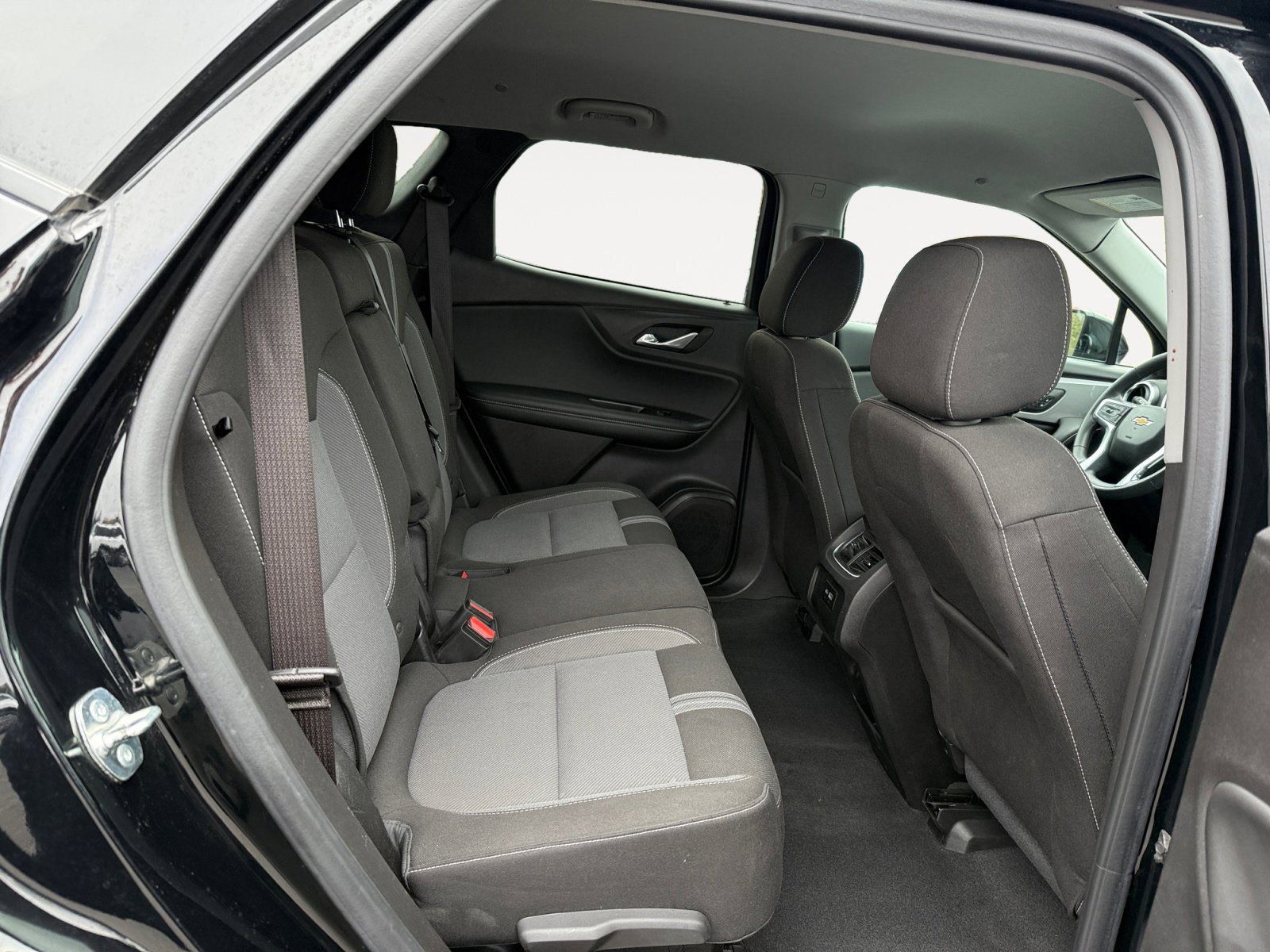 Used 2023 Chevrolet Blazer LT image 18