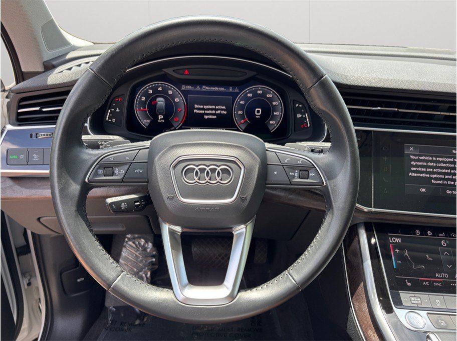Used 2020 Audi Q7 3.0T Premium Plus w/ Premium Plus Package AWD/4WD image 29