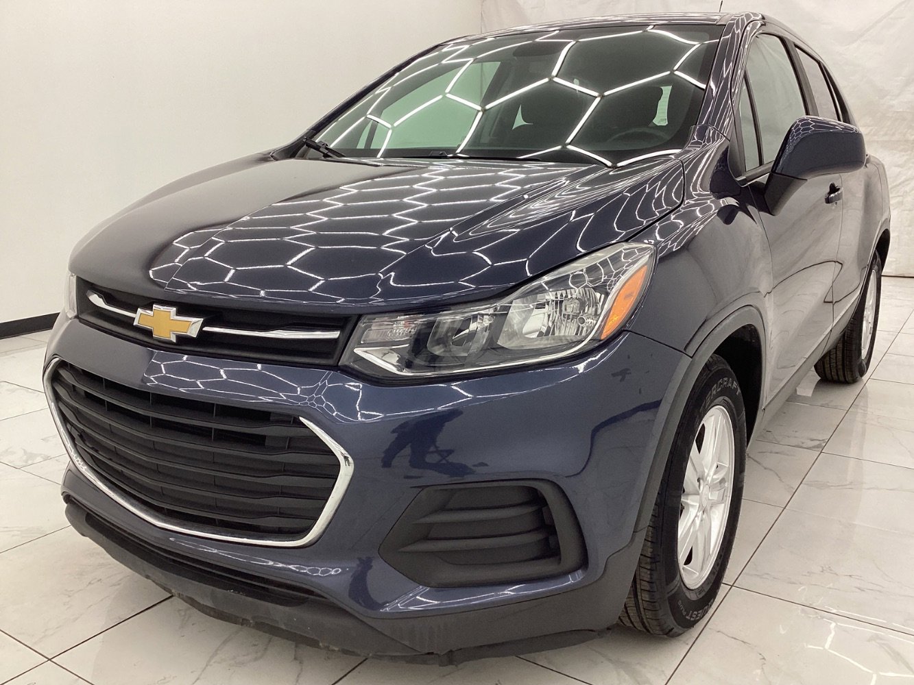 Used 2019 Chevrolet Trax LS image 1