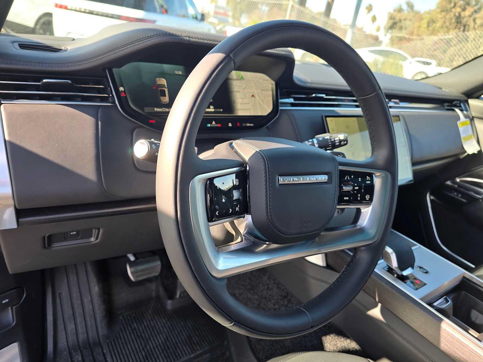 New 2025 Land Rover Range Rover SE AWD/4WD image 26