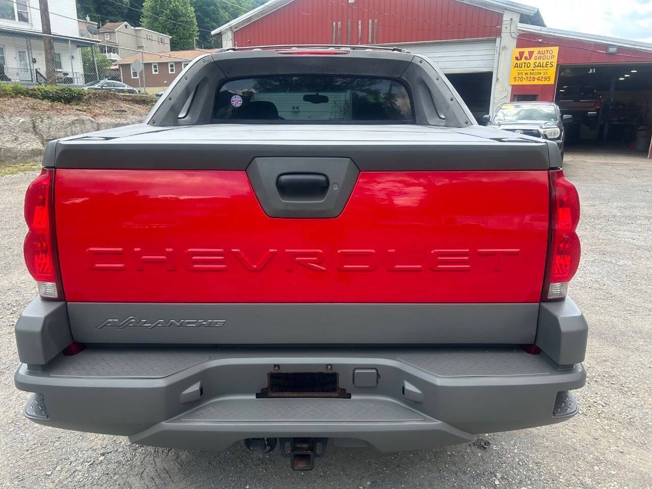 Used 2002 Chevrolet Avalanche 4x4 w/ Off-Road Suspension Pkg image 7