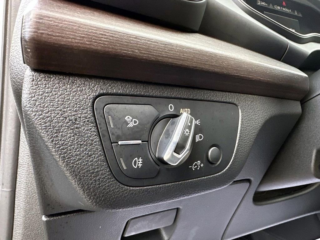 Used 2023 Audi Q5 2.0T Premium Plus w/ Premium Plus Package image 15