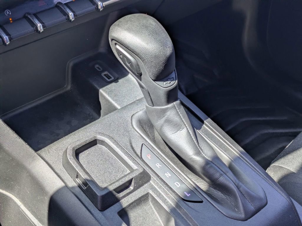 Used 2023 Chevrolet Colorado W/T RWD image 16