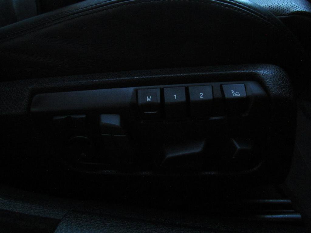 Used 2013 BMW 650i Gran Coupe image 40