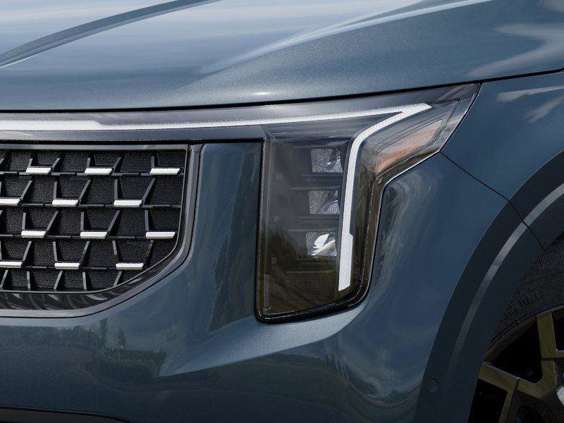 New 2026 Kia Carnival SX w/ SX Dark Edition Package image 11