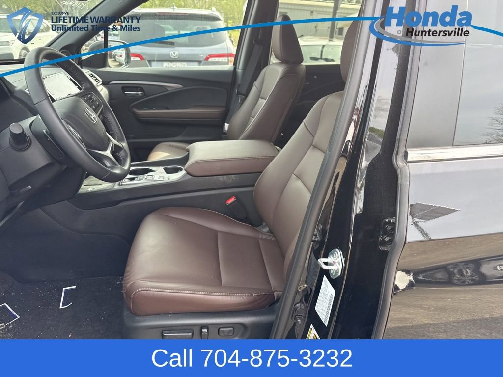 Used 2025 Honda Ridgeline RTL image 15