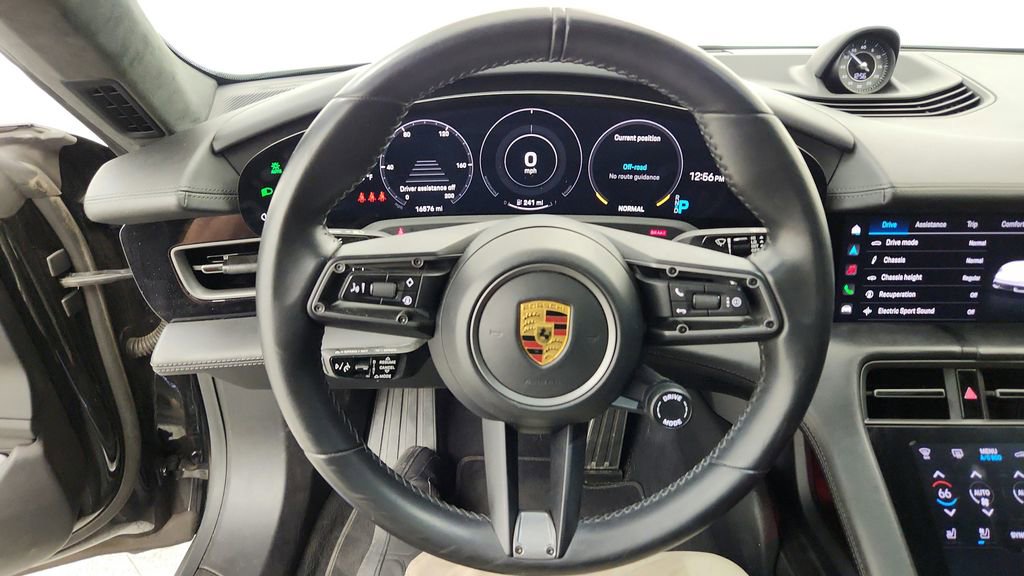 Used 2022 Porsche Taycan Turbo S image 36