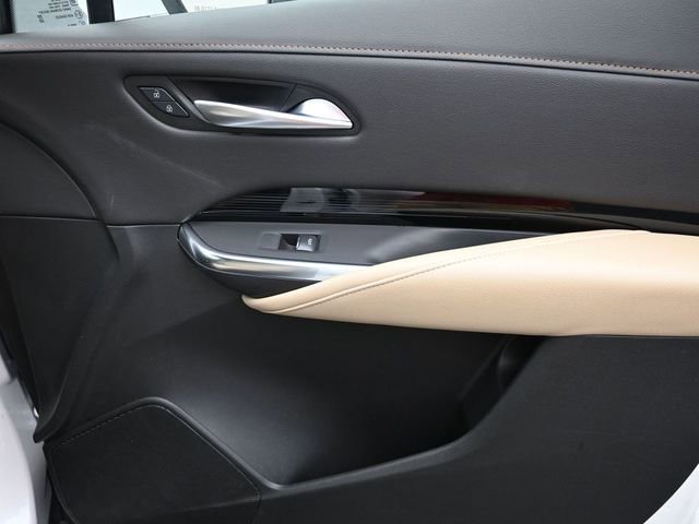 Used 2024 Cadillac XT4 Luxury w/ Cold Weather Package AWD/4WD image 21