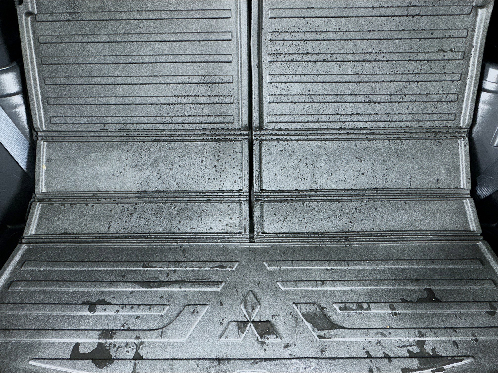 Used 2020 Mitsubishi Outlander LE image 34