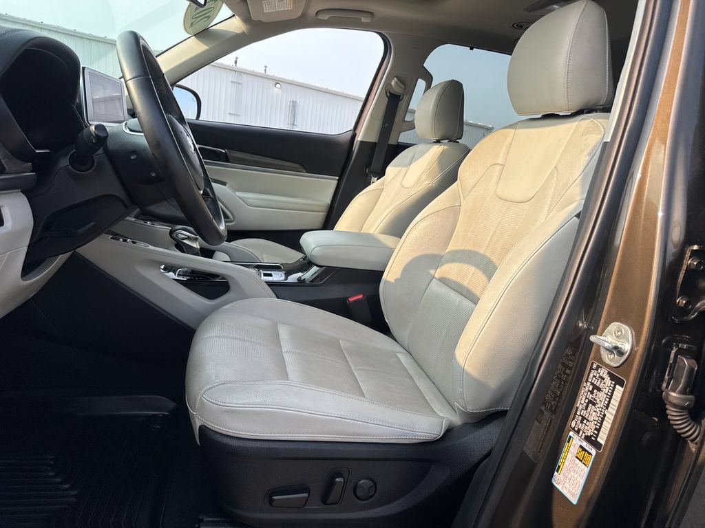 Used 2021 Kia Telluride EX w/ EX Premium Package FWD image 17