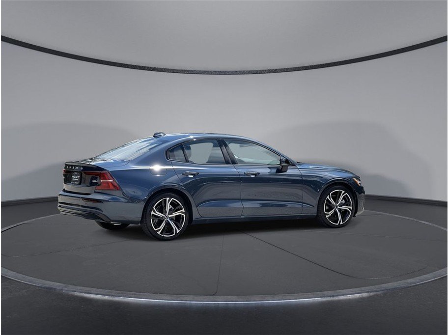 Used 2024 Volvo S60 B5 Core AWD/4WD image 15