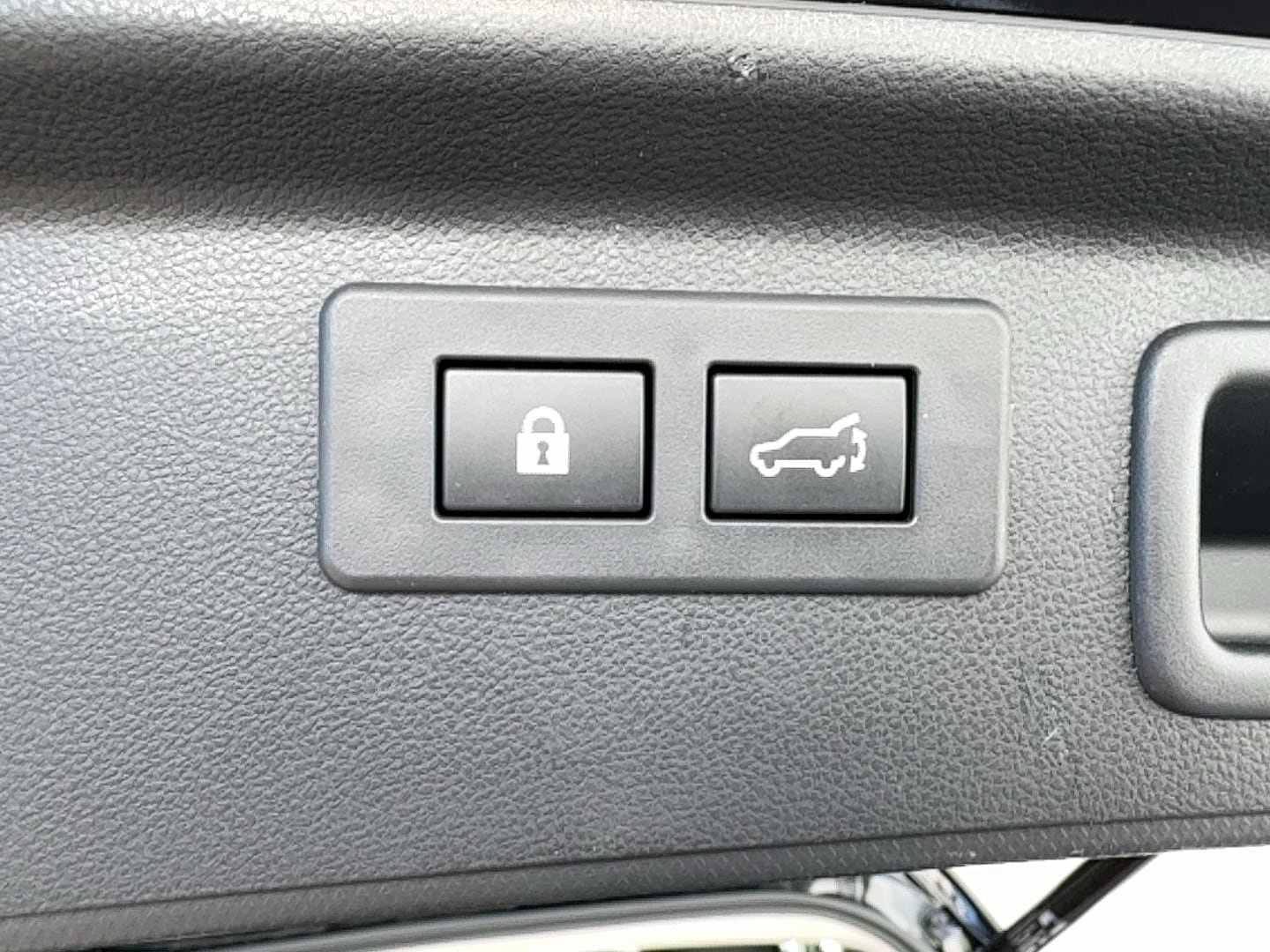Used 2023 Subaru Forester Premium AWD/4WD image 18
