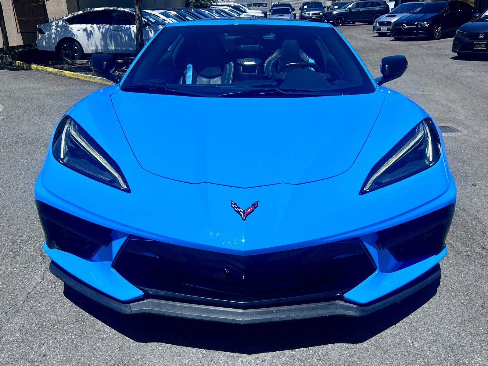 Used 2021 Chevrolet Corvette Stingray Coupe w/ Z51 Performance Package RWD image 3