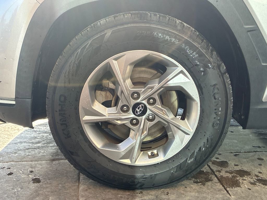 Used 2022 Hyundai Tucson SE image 9