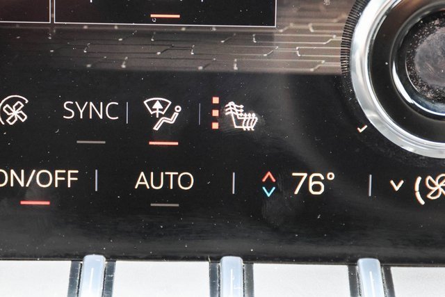 Used 2025 GMC Acadia Elevation image 26