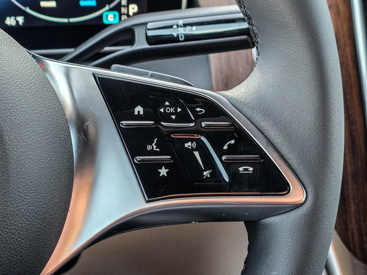 New 2025 Mercedes-Benz GLC 300 4MATIC image 23