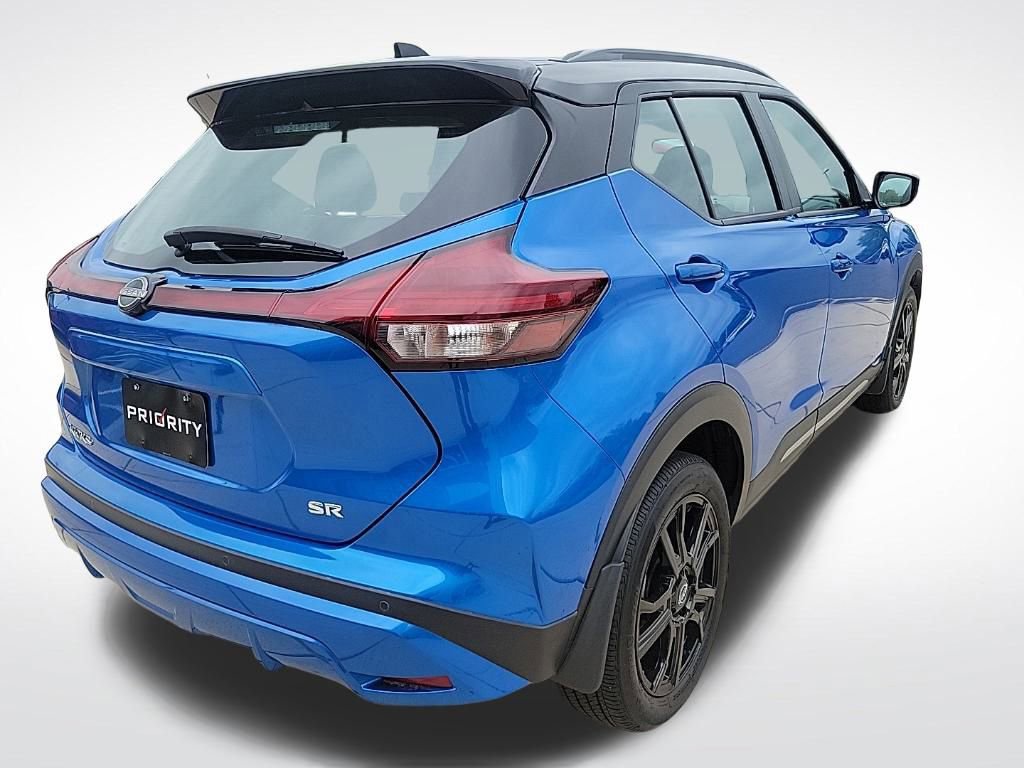 Certified 2024 Nissan Kicks SR image 5