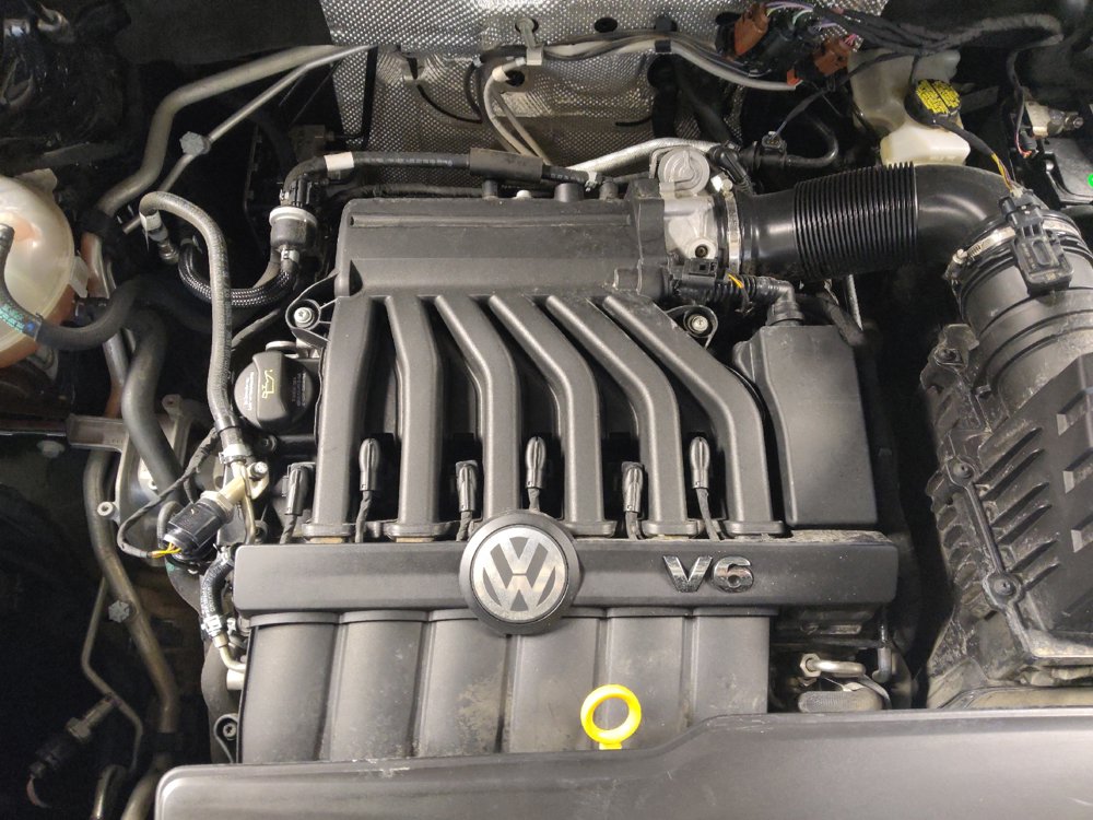 Used 2022 Volkswagen Atlas Cross Sport SE FWD image 30