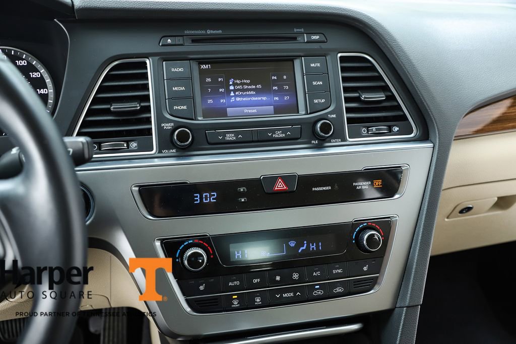 Used 2015 Hyundai Sonata Limited image 25