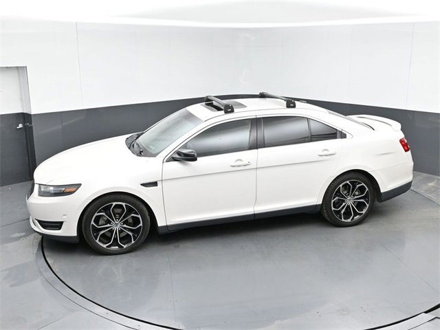 Used 2013 Ford Taurus SHO image 29