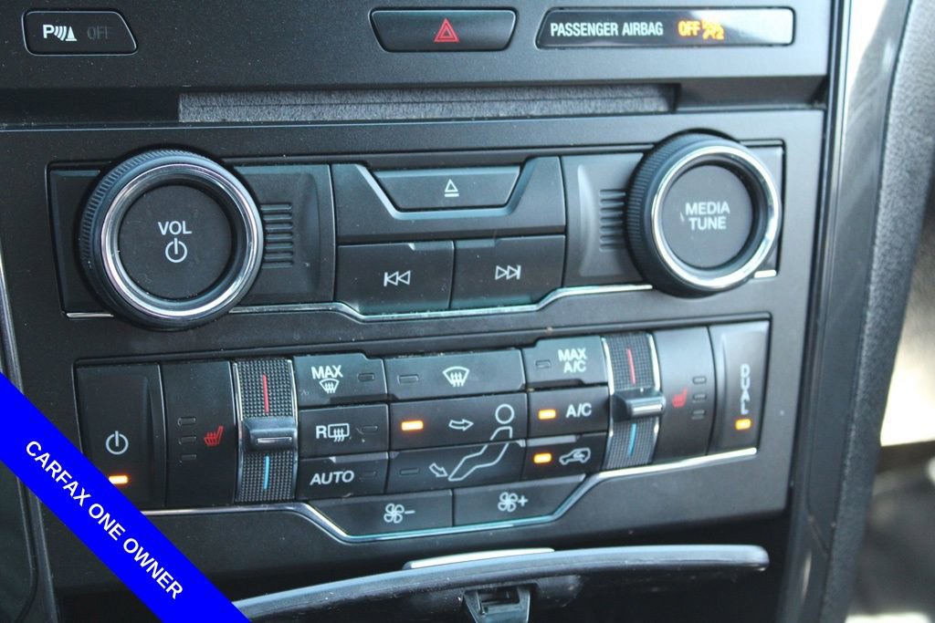 Used 2016 Ford Explorer XLT w/ Equipment Group 202A image 41