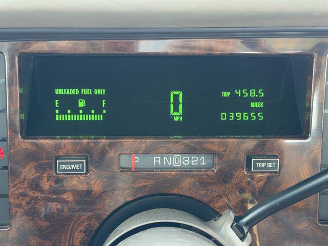 Used 1996 Cadillac Fleetwood Brougham RWD image 22