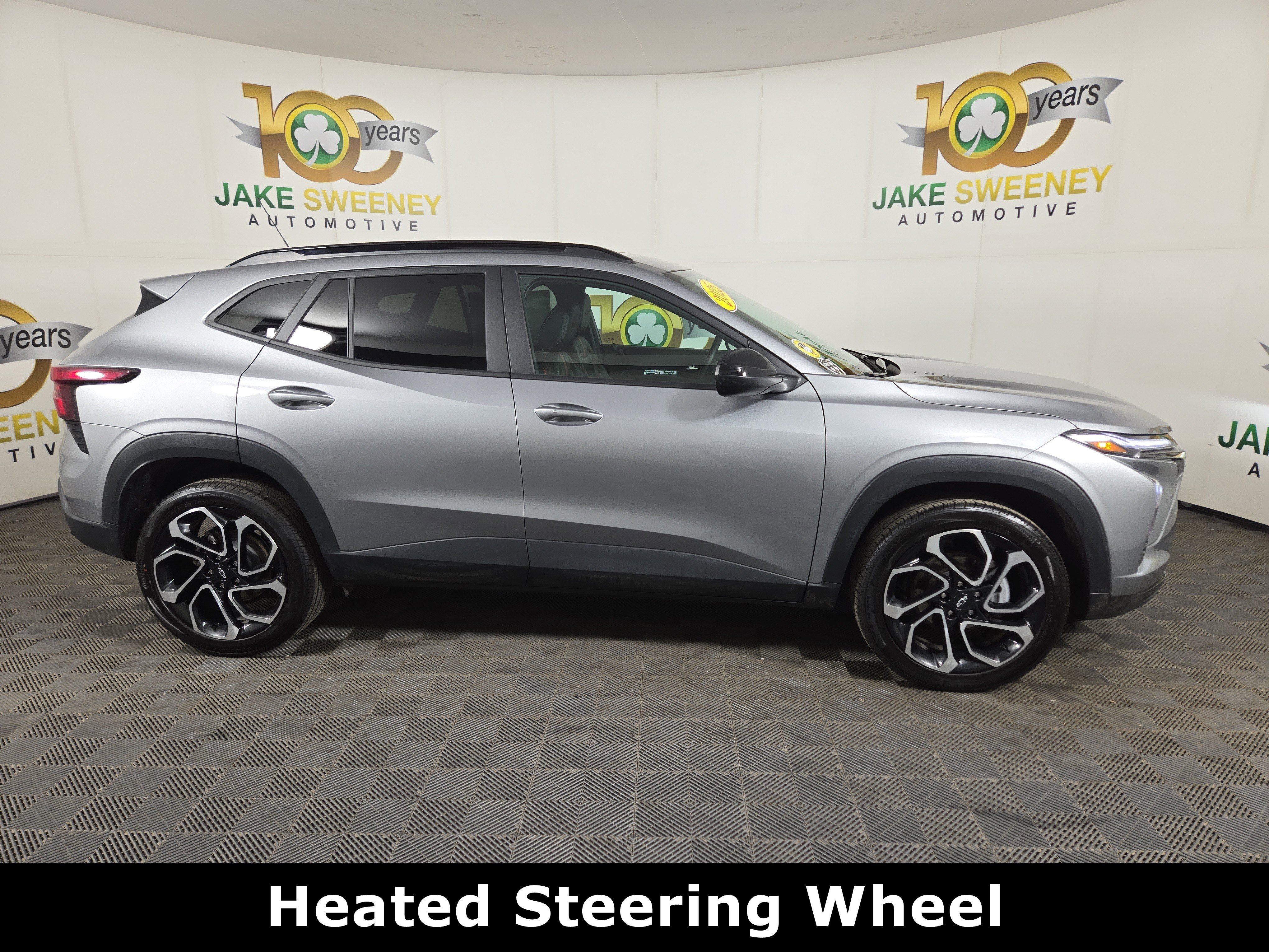 Certified 2025 Chevrolet Trax RS w/ Sunroof Package image 10