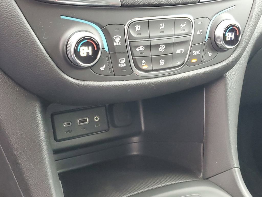 Certified 2024 Chevrolet Equinox LT image 19