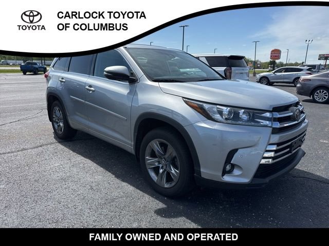 Used 2019 Toyota Highlander Limited Platinum w/ Carpet Mat Package (TMS) AWD/4WD image 3