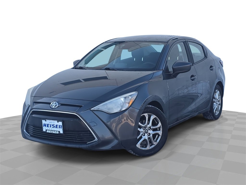 Used 2017 Toyota Yaris iA image 1