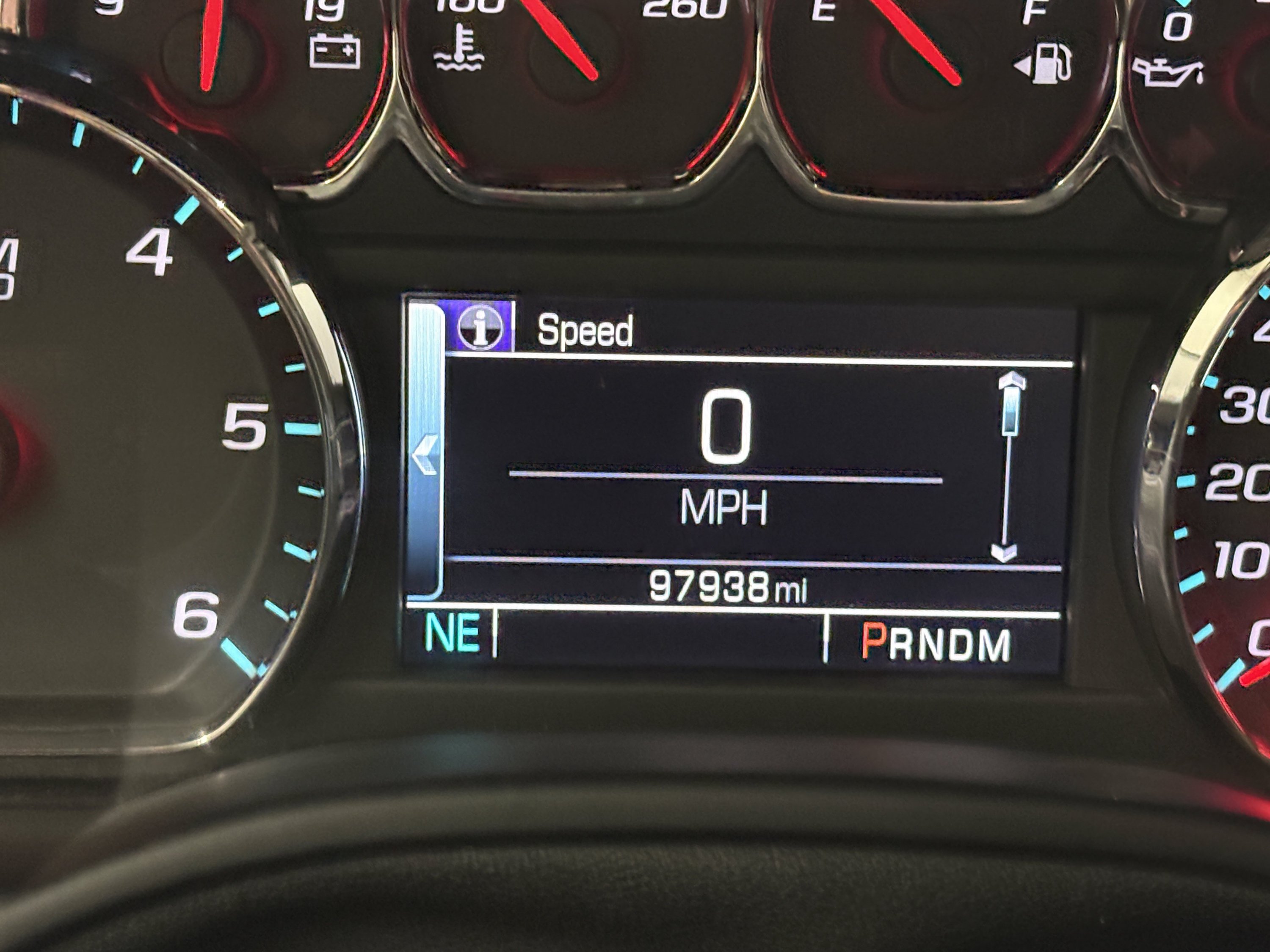 Used 2015 Chevrolet Suburban LT AWD/4WD image 36