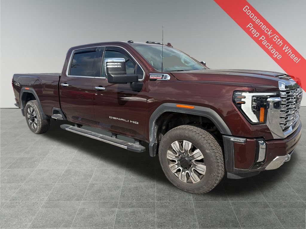 Used 2024 GMC Sierra 3500 Denali w/ Technology Package AWD/4WD image 9