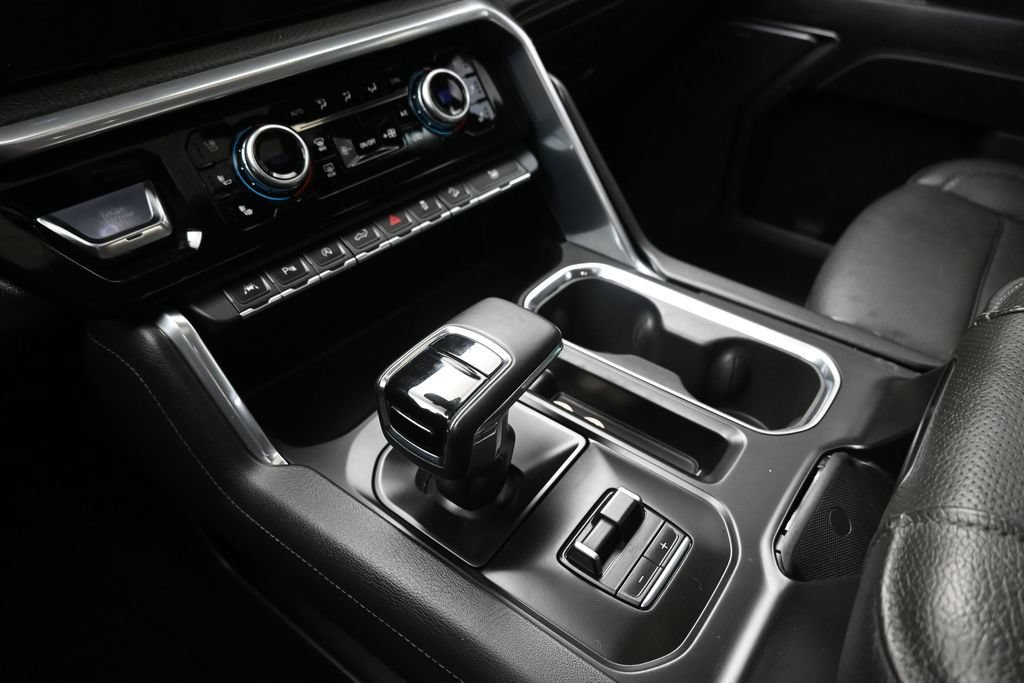 Used 2023 GMC Sierra 1500 Denali AWD/4WD image 7