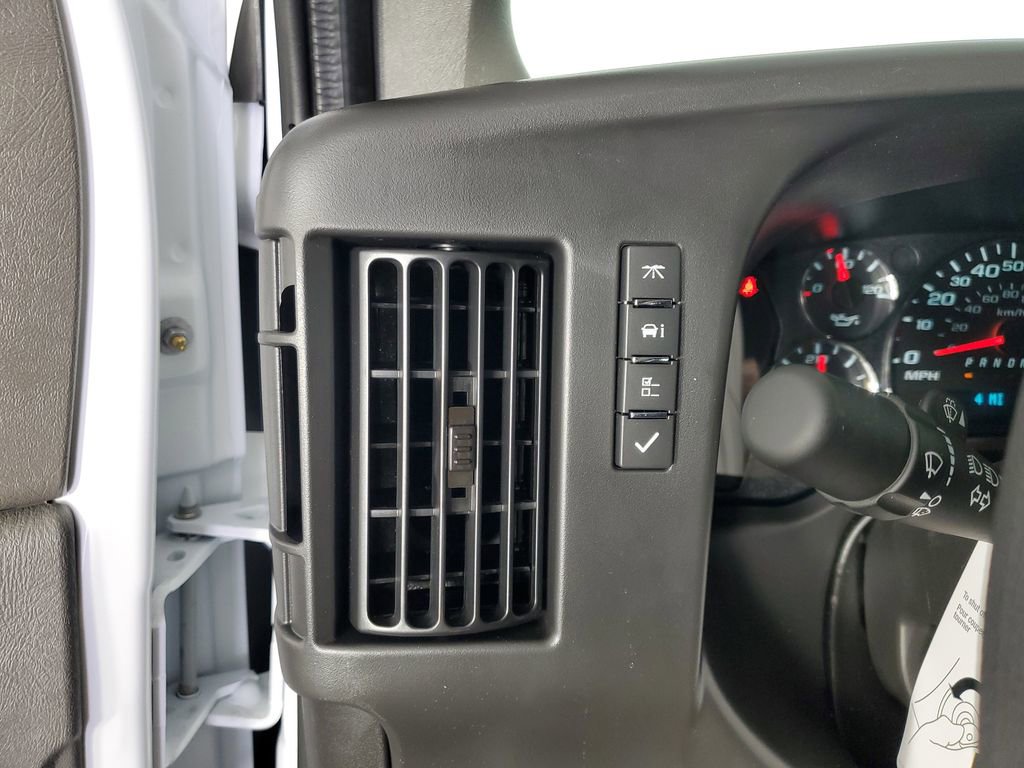 New 2026 Chevrolet Express 2500 w/ Driver Convenience Package image 25