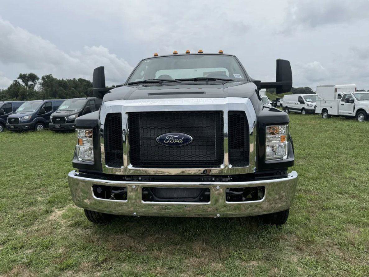 New 2025 Ford F650 2WD Regular Cab Super Duty image 2