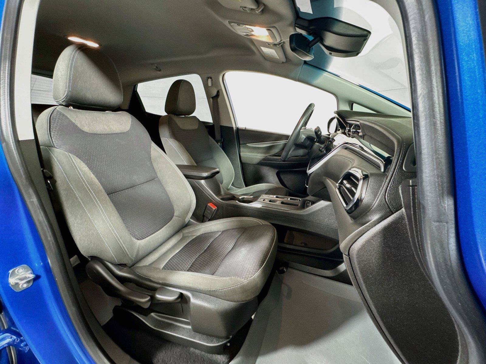 Certified 2023 Chevrolet Bolt LT FWD image 25