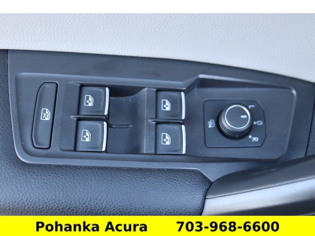 Used 2021 Volkswagen Tiguan SEL image 23