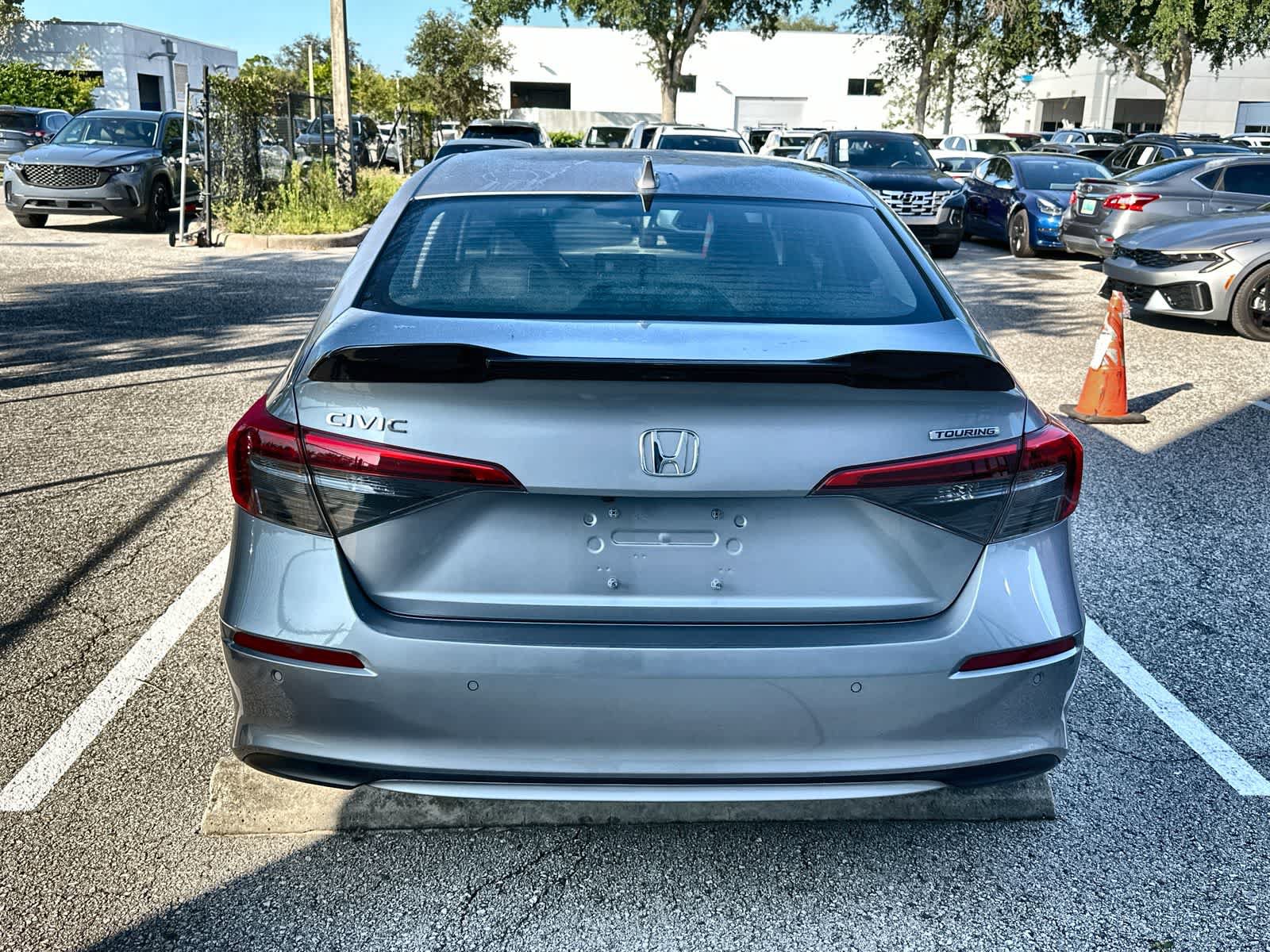 Used 2022 Honda Civic Touring image 7