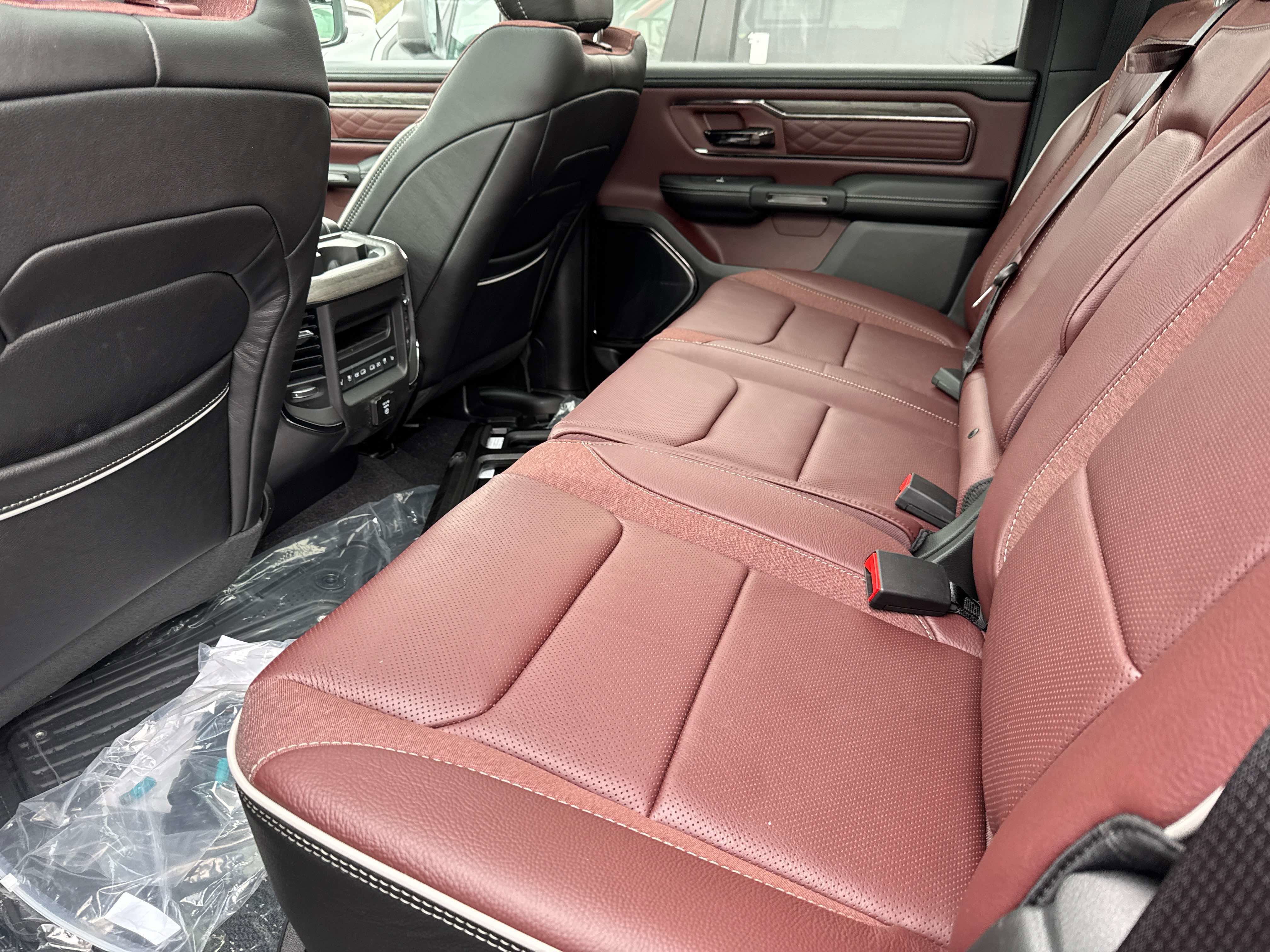 New 2026 RAM 1500 Limited AWD/4WD image 9