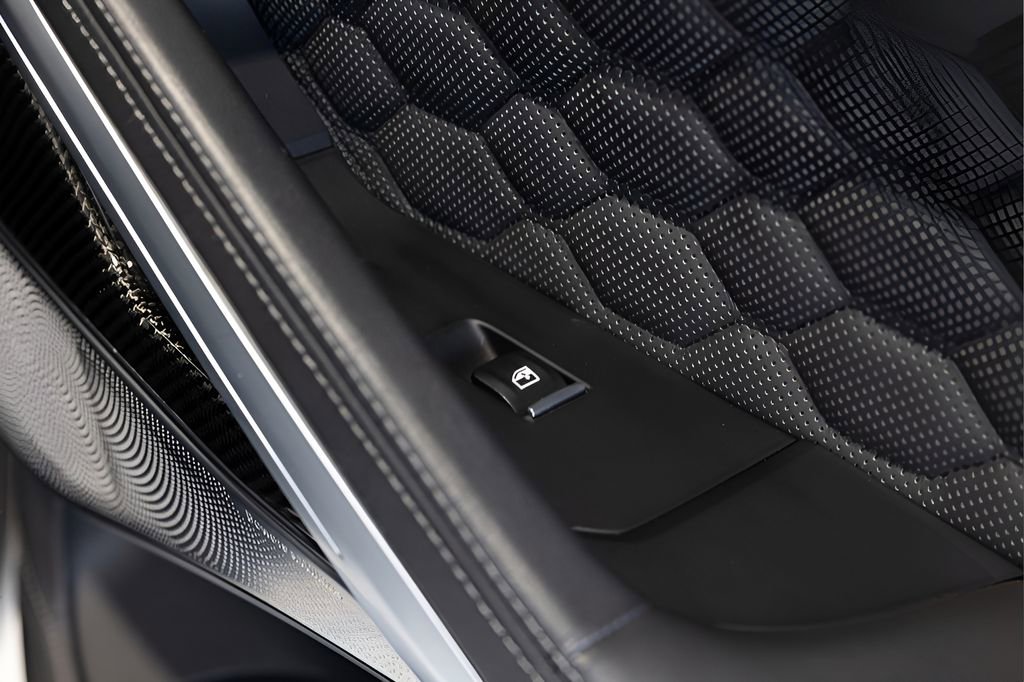 Used 2021 BMW X6 M w/ Competition Package image 64