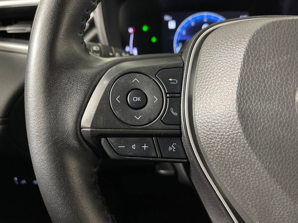 Certified 2024 Toyota Corolla Cross XLE w/ Convenience Package image 26